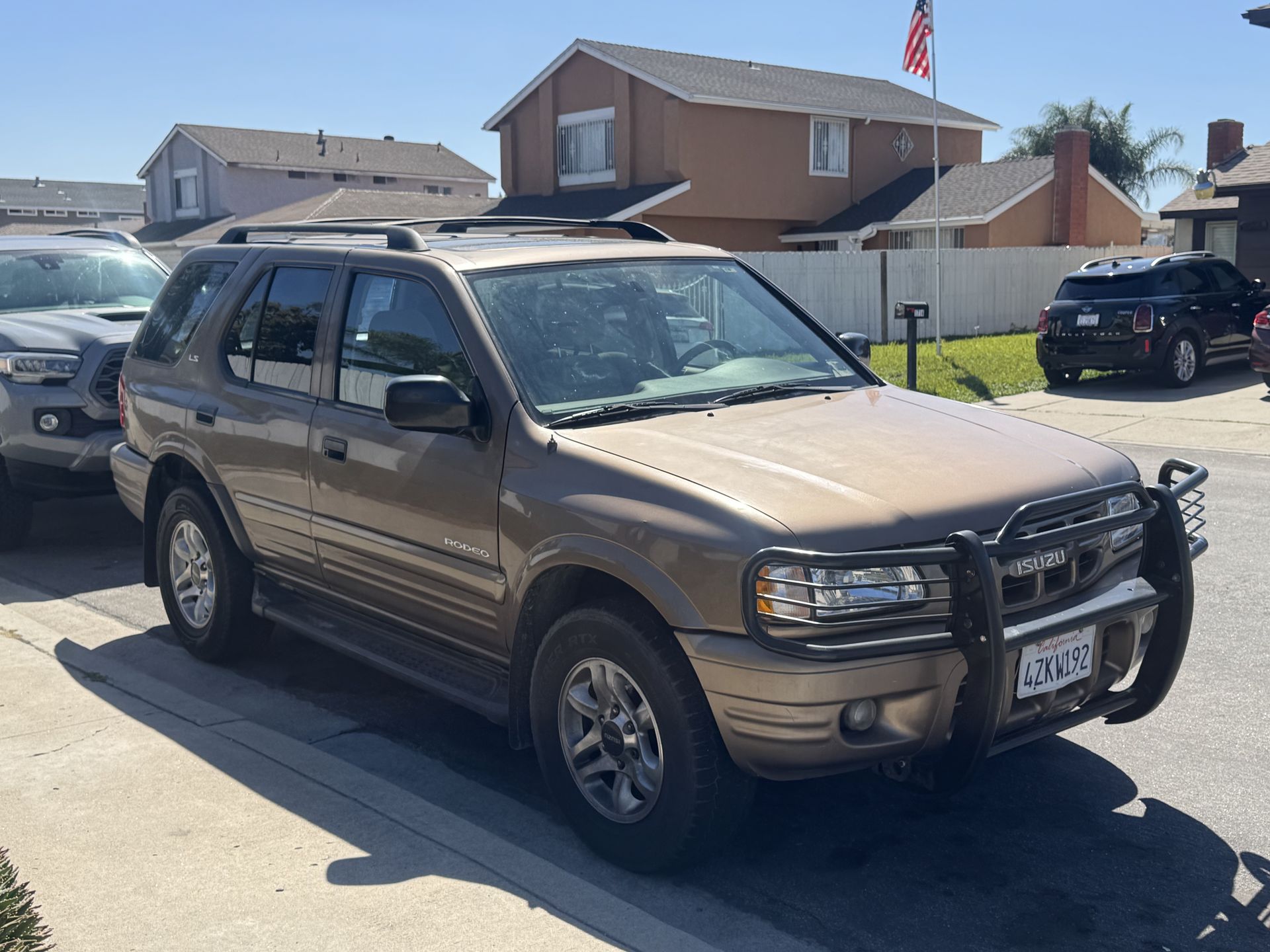 Isuzu rodeo 2002 for Sale in San Diego, CA - OfferUp