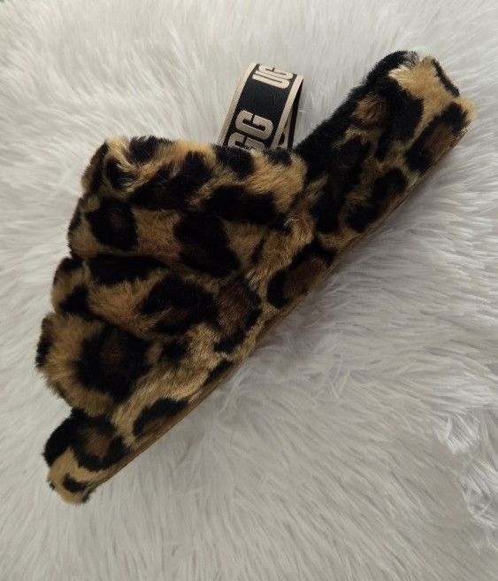 UGG Fluff Yeah Slide Spotty - Size 9