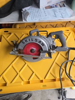 SKILSAW Worm Drive Circular Saw