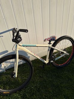 29’ Mafia Thrust Bomma Ivory Color Way