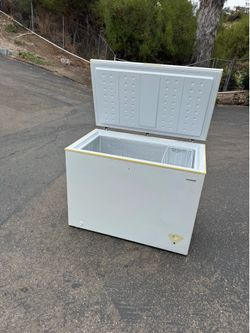 Freezer 10 cubics household large deep chest (free local delivery)