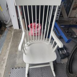 Wooden Rocking chair-white