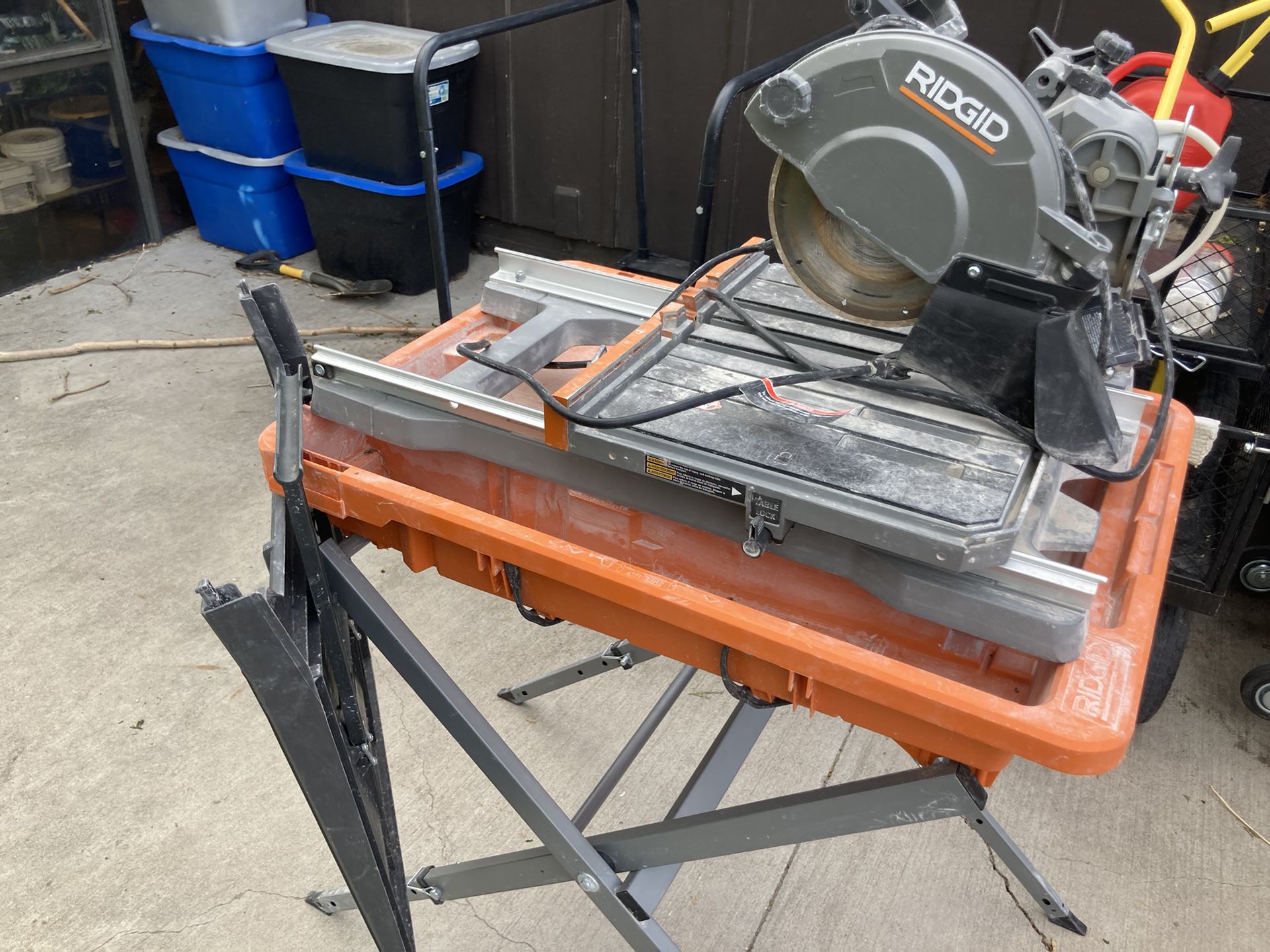 8” rigid tile saw with extension table. 