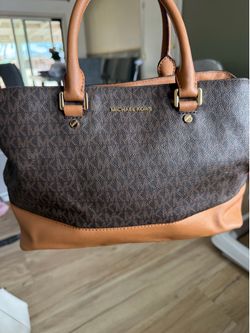 MK Purse