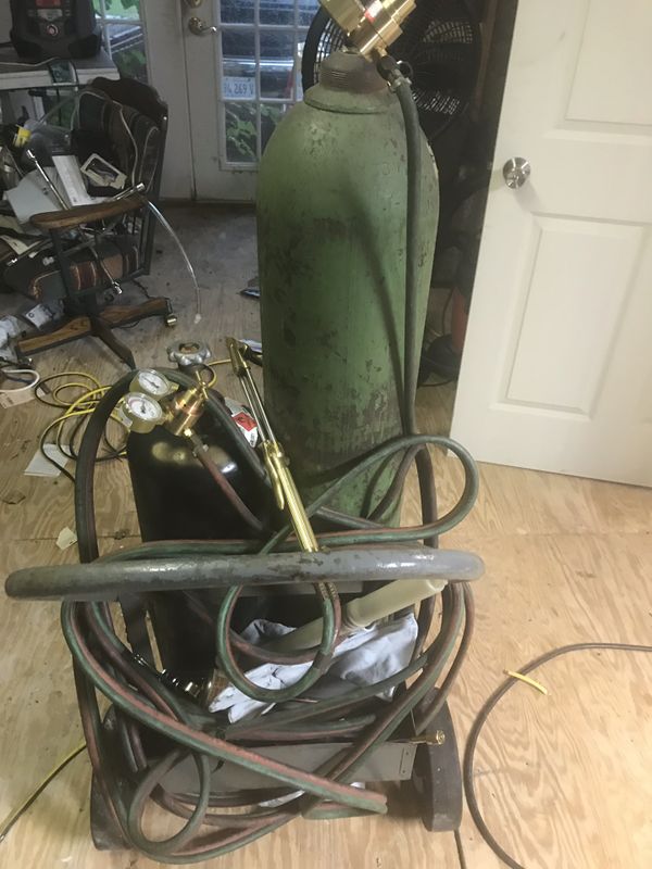 Oxygen acetylene set complete heavy duty full tanks for Sale in New