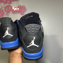 AIR JORDAN RETRO 4