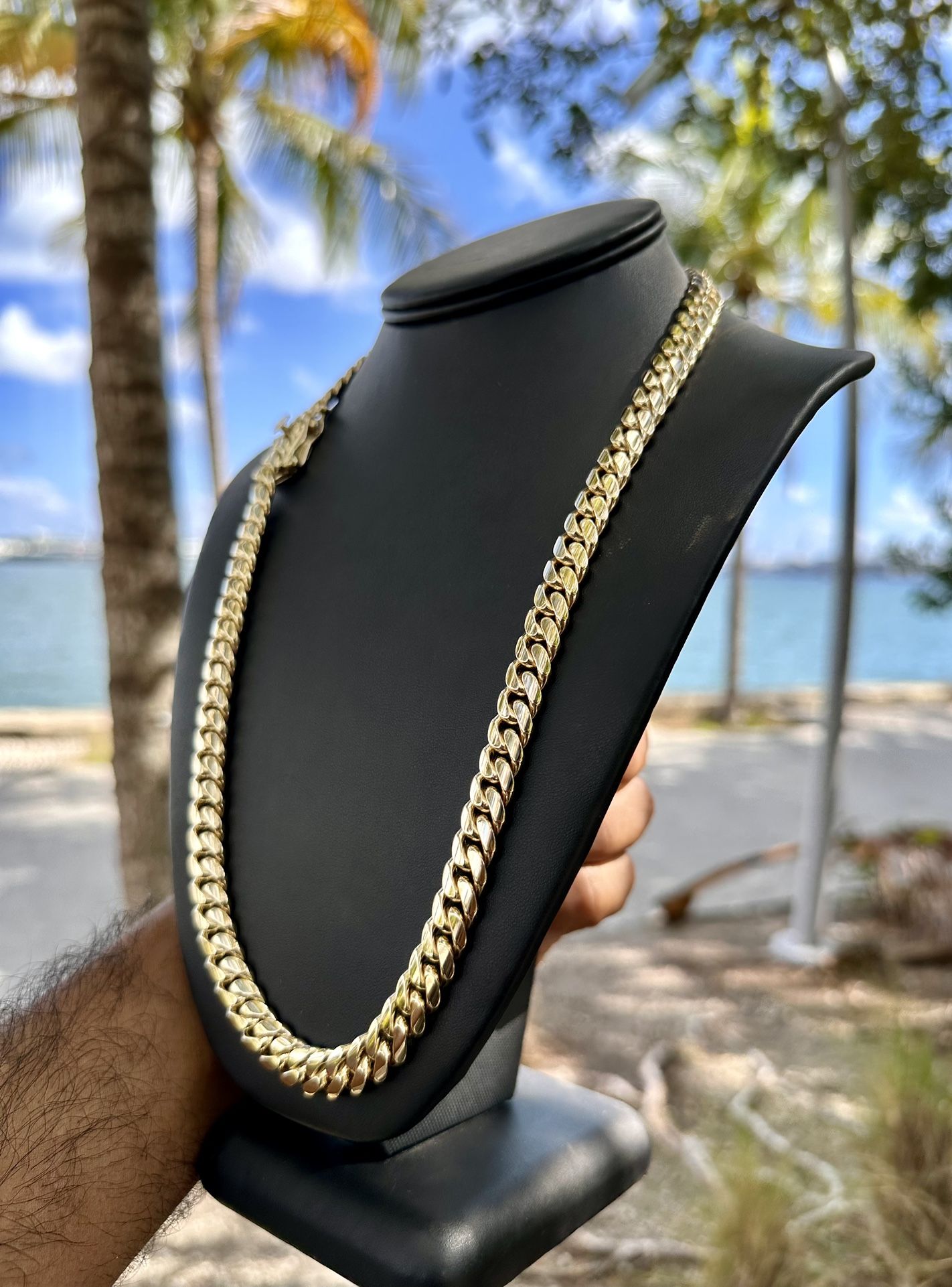 🤴🏽10mm 24” Miami Cuban Link Chain Feel Like A King 👑 Plated 14k Over Silver