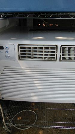 GE wall or window air conditioner 10500 BTUs this is a big one a good one $125 firm