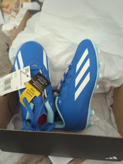 Adidas boy cleets