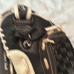 Rawlings Baseball Glove.131/2