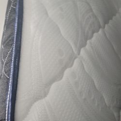 Twin Mattress With Spring Box 