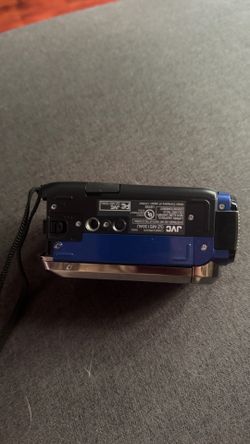 JVC Everio GZ-MS130 Camcorder Complete Kit - Excellent Condition