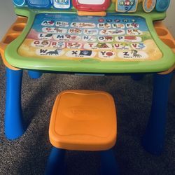 Vtech Desk