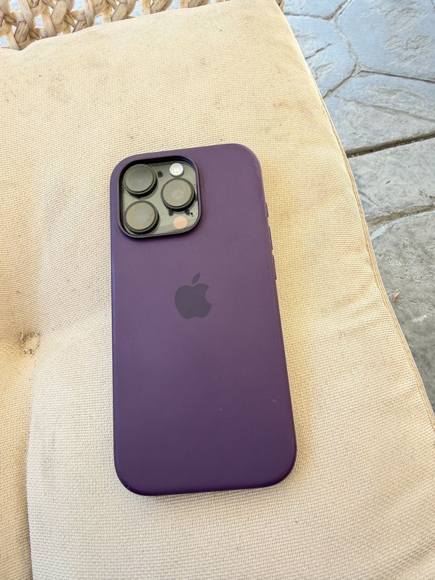 I phone 16 pro