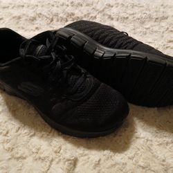 Sketchers Lite Weight