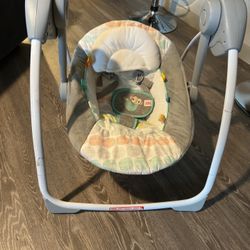 Baby swing 