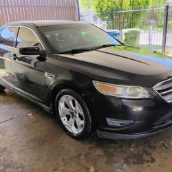 2011 Ford Taurus