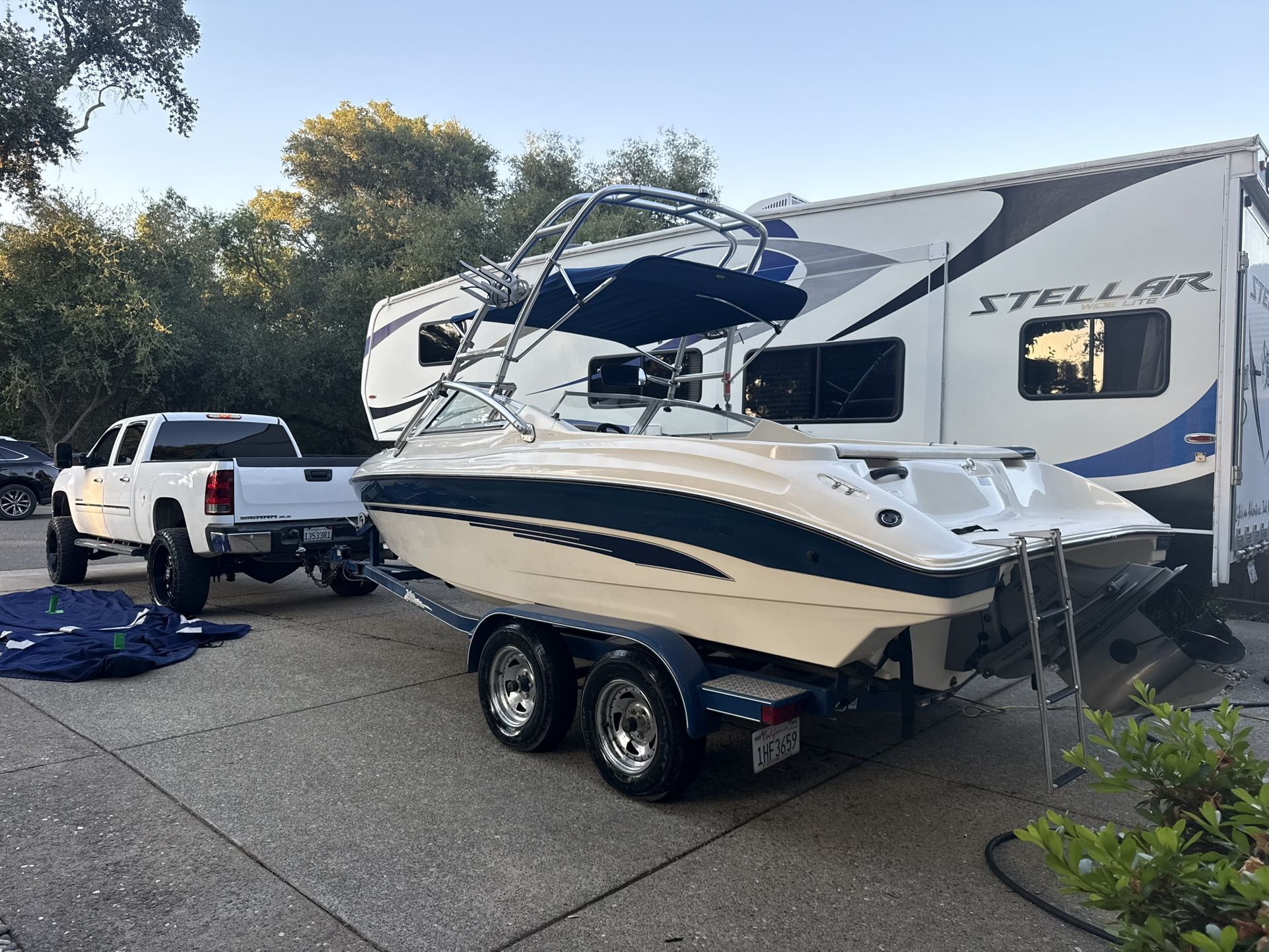 1998 Sea Swirl Open Bow