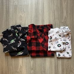 Set Of Christmas Pajamas 4T