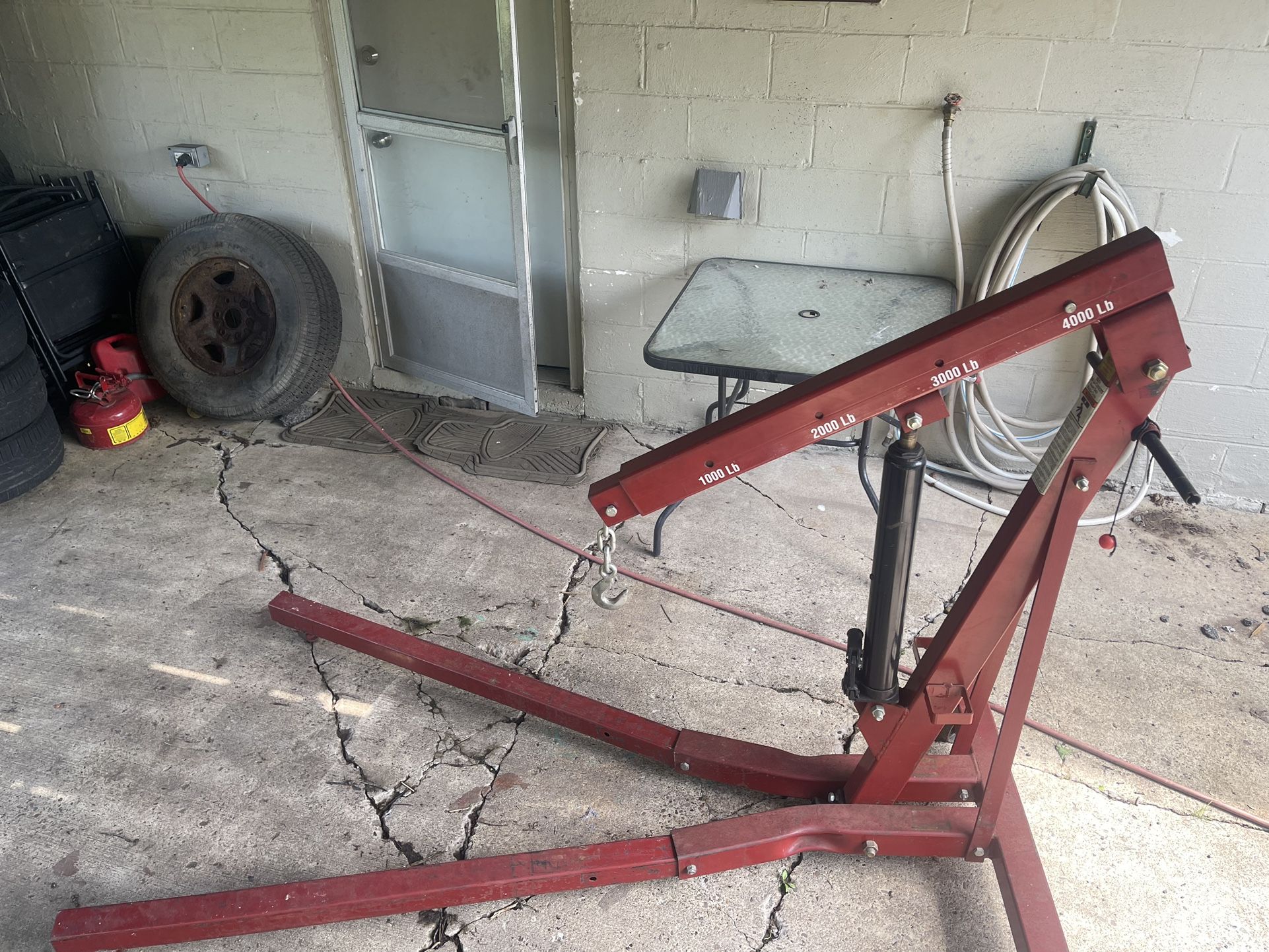 Engine Cherry Picker