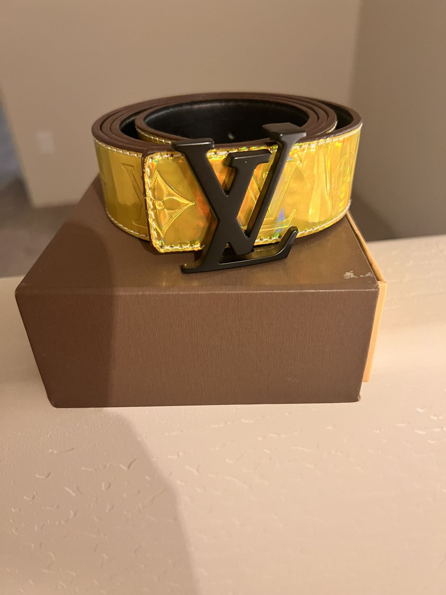 Louis Button Belt