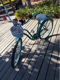 Schwinn Beach Cruiser