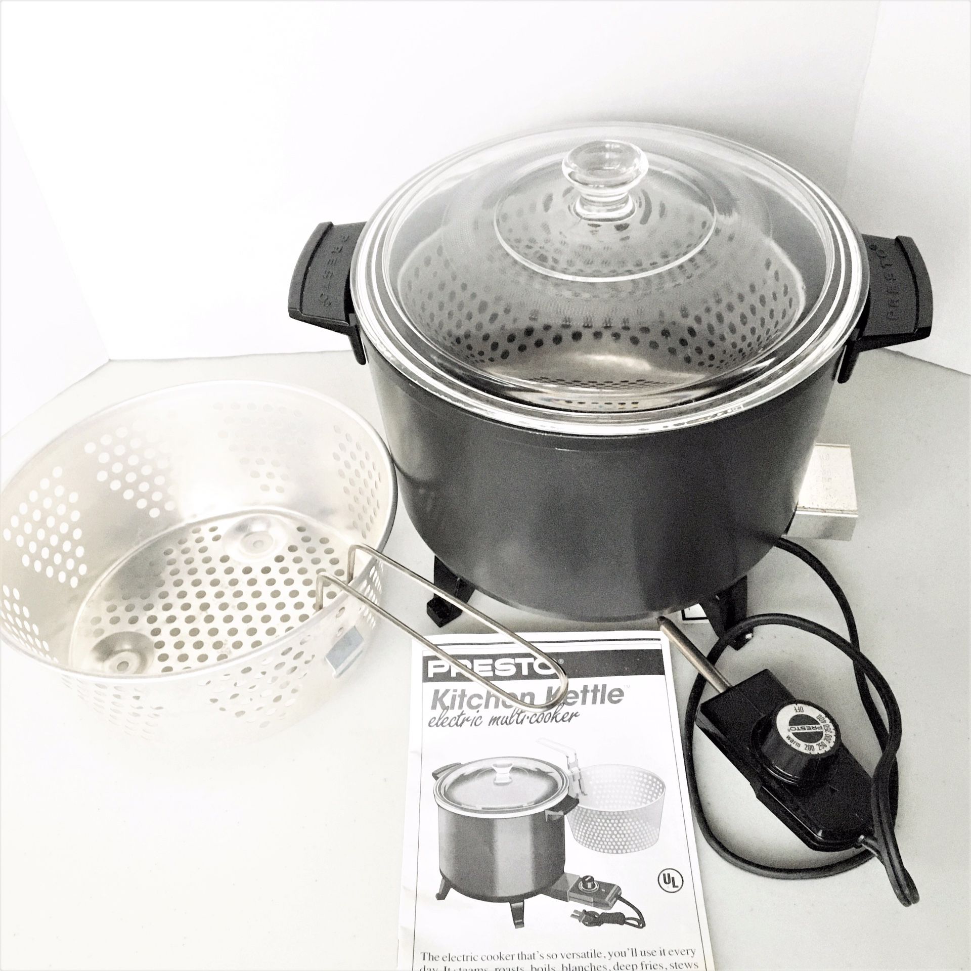 Presto Kitchen Kettle Electric Multi-cooker / Steamer / Deep Fryer / Model 06000