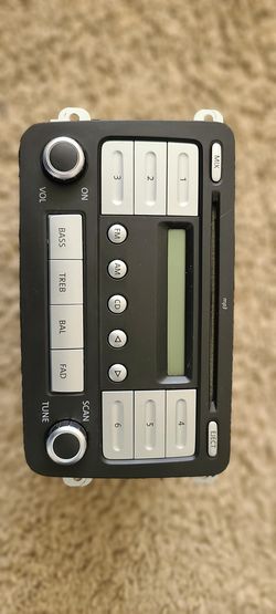 VW Golf MRK 6, original OEM stereo and radio system