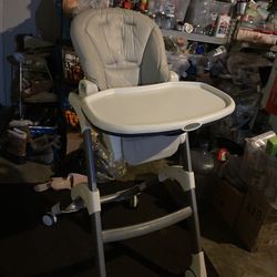baby high chair 