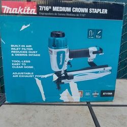 (NEW) Makita Pneumatic 16-Gauge 7/16 in.Medium Crown Stapler