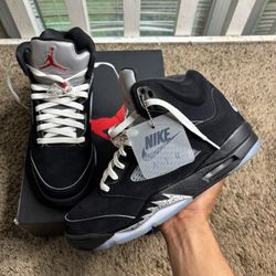 2025 Air Jordan 5 Retro OG Black Metallic Reimagined 