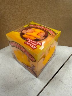 Squeeze Cheese
