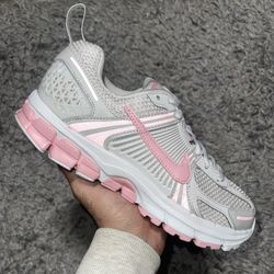 Nike Vomero 5