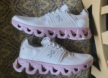 On Running Cloudswift Sneakers ,womens size 9.5, NEW