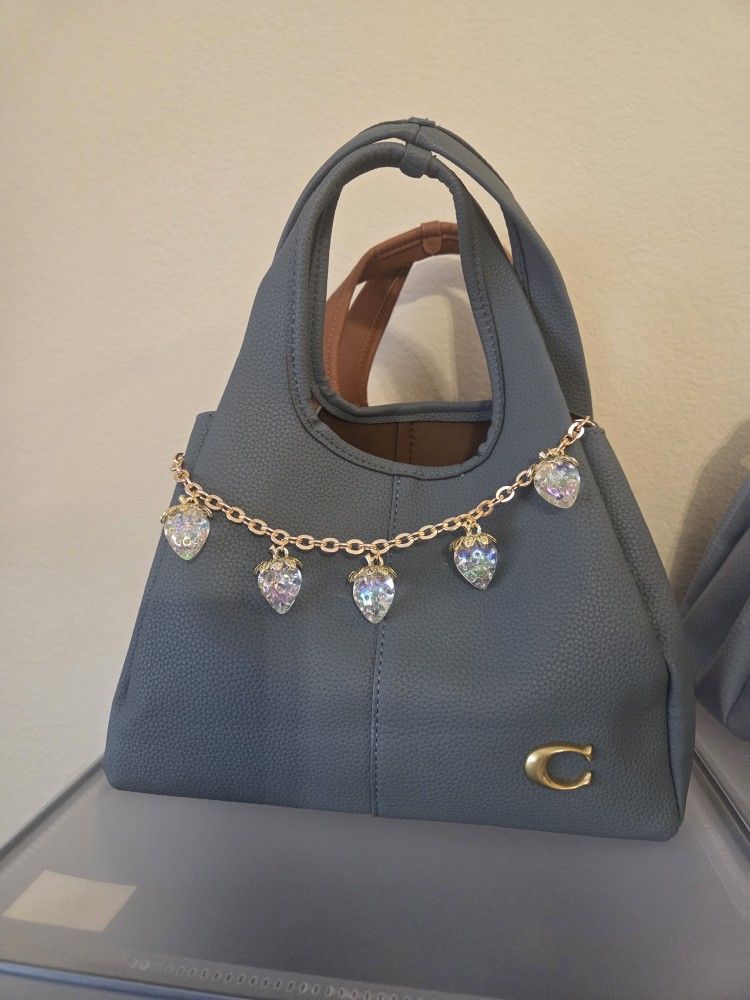 New Styles. C.o.π.c.h