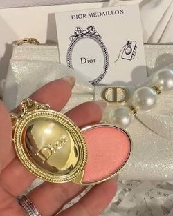 DIOR medallion lip balm
