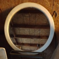 Round Mirror