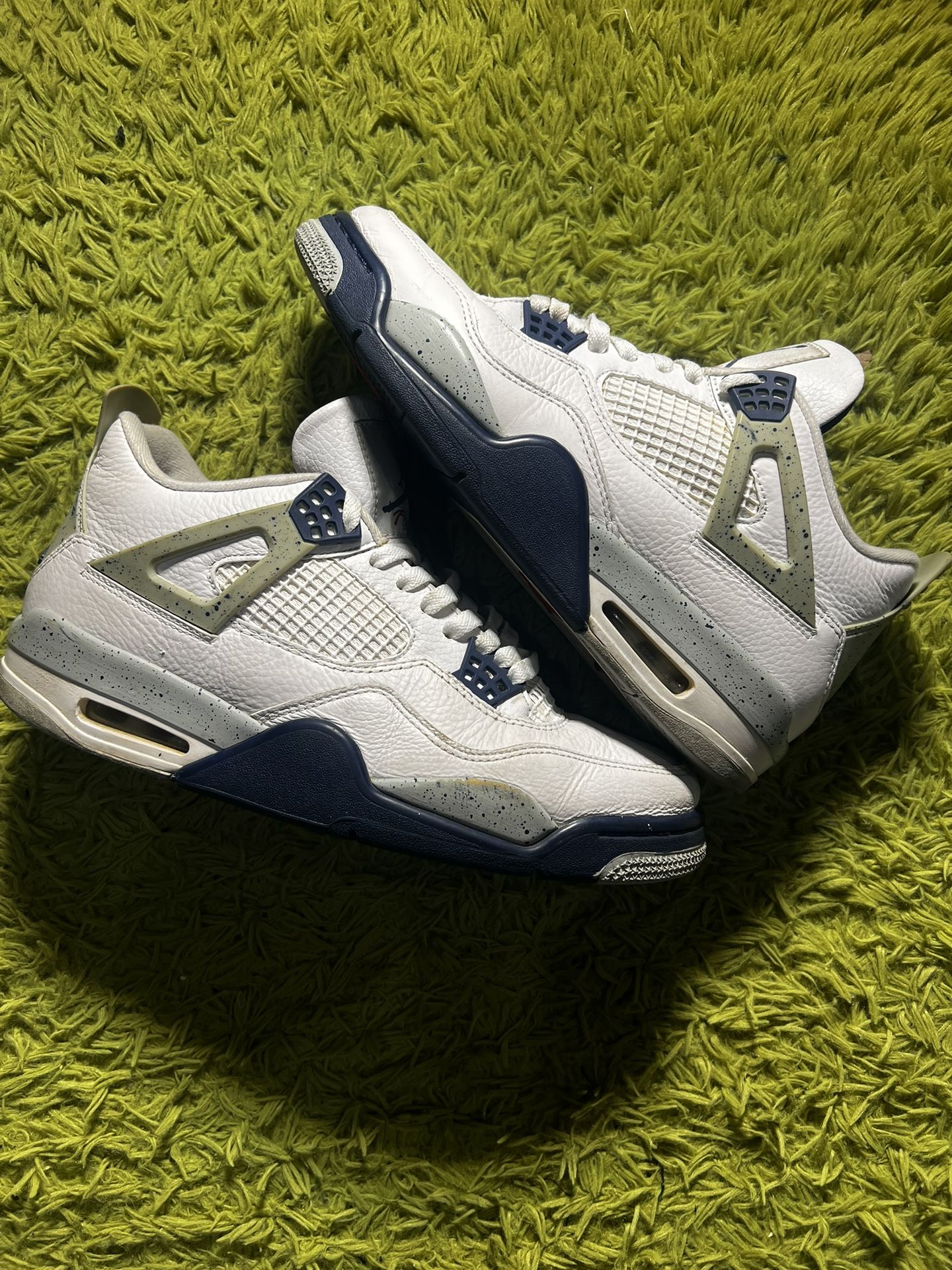 CLEAN Jordan 4 Retro Midnight Navy Size 11 NO BOX