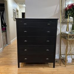 IKEA Dresser ( Delivery Is Available 