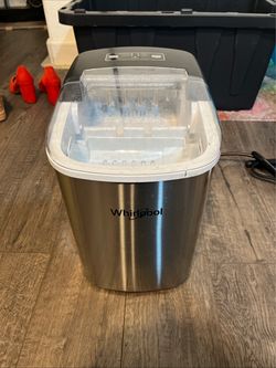 Whirlpool Ice Maker Stainless Steel: Countertop Ice Machine, Bullet Shape, 26 lb