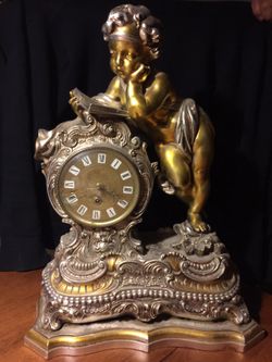 LOUIS XIV Clock Cherub reading book Antique