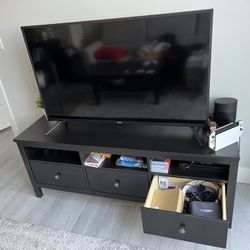 TV Stand With Drawers