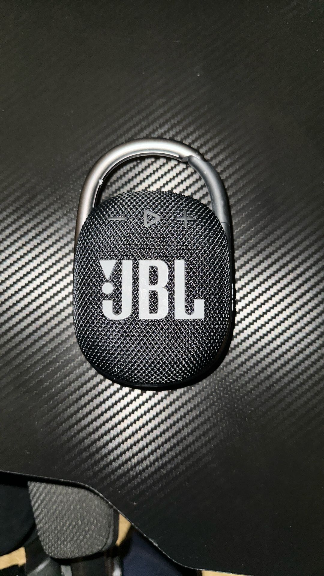 JBL Clip 4