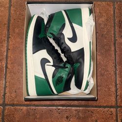 Jordan 1 High Pine Green (size 12)