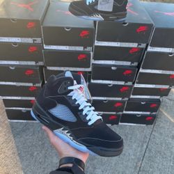 Jordan 5’s Metallics 