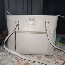 New Dooney And Bourke Purse