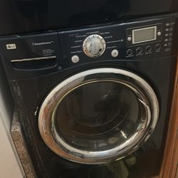 Stackable washer and dryer