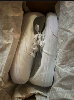Vans Low-Top White Canvas Sneakers