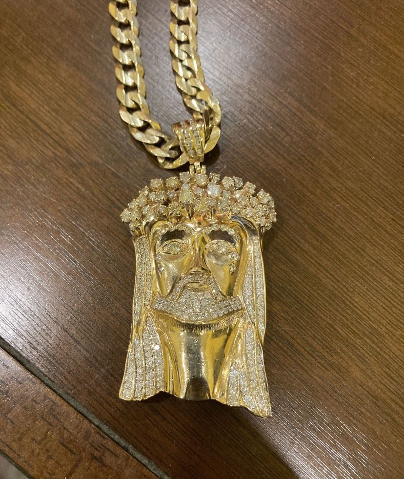 Real Gold Chain/Pendant!!!!