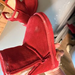 Toddler bear paw size 9